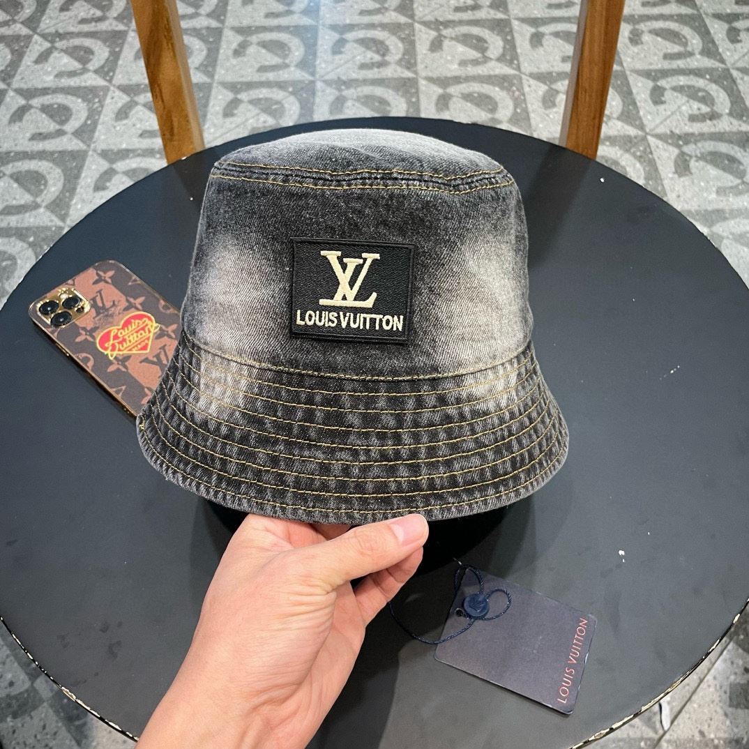 Louis Vuitton Caps